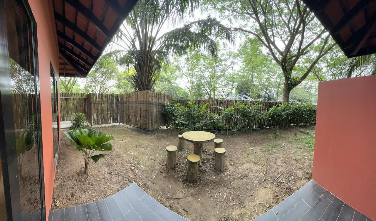 Kranji Sanctuary Resort Szingapúr Kültér fotó